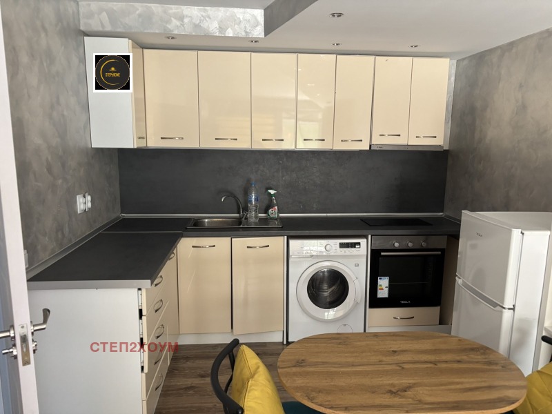 Под наем 2-СТАЕН, град София, Люлин - център • 450 € / 880.12 лв. • 25621045 1 — Holmes.bg Под наем 2-СТАЕН, град София, Люлин - център • 450 € / 880.12 лв. • 25621045 1