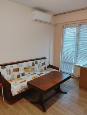 1-СТАЕН, 42 m2 - Holmes.bg 1-СТАЕН, 42 m2