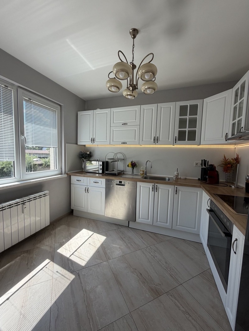 Под наем 4-СТАЕН, град София, Красна поляна 2 • 880 € • 19043487 1 — Holmes.bg Под наем 4-СТАЕН, град София, Красна поляна 2 • 880 € • 19043487 1