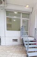 Под наем МАГАЗИН, град Варна, Левски 2 • 450 € / 880.12 лв. • 13334827 9 — Holmes.bg Под наем МАГАЗИН, град Варна, Левски 2 • 450 € / 880.12 лв. • 13334827 9