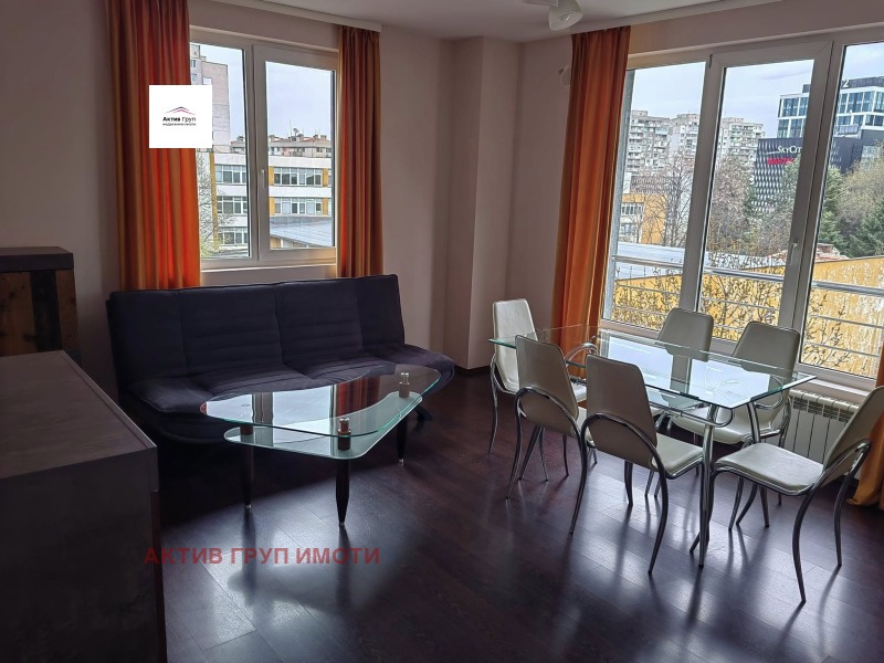 Под наем 3-СТАЕН, град София, Гео Милев • 850 € / 1662.46 лв. • 30245547 1 — Holmes.bg Под наем 3-СТАЕН, град София, Гео Милев • 850 € / 1662.46 лв. • 30245547 1