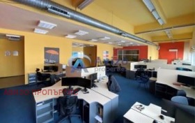 ОФИС, 737 m2 - Holmes.bg ОФИС, 737 m2