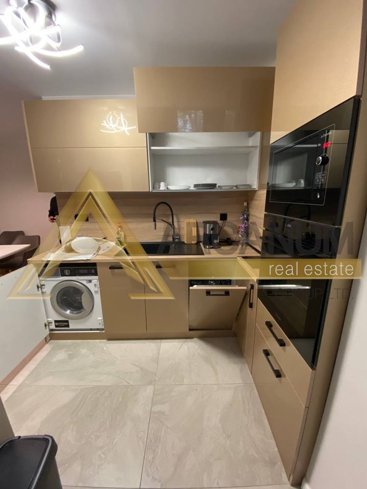 Под наем 4-СТАЕН, град Варна, Базар Левски • 1350 € / 2640.37 лв. • 52051743 1 — Holmes.bg Под наем 4-СТАЕН, град Варна, Базар Левски • 1350 € / 2640.37 лв. • 52051743 1