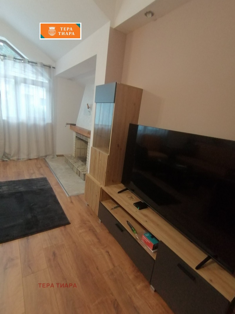 Под наем КЪЩА, град София, с. Панчарево • 900 € / 1760.25 лв. • 20785989 1 — Holmes.bg Под наем КЪЩА, град София, с. Панчарево • 900 € / 1760.25 лв. • 20785989 1