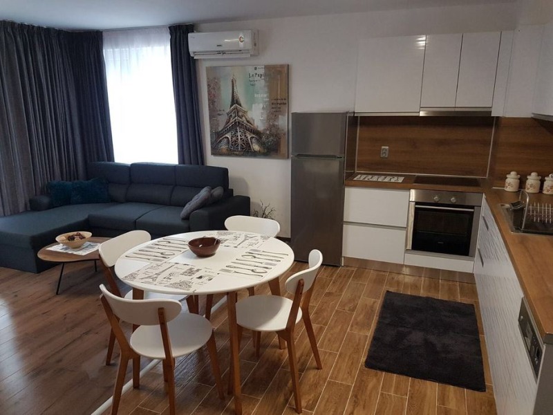 Под наем 3-СТАЕН, град Пловдив, Младежки Хълм • 600 € / 1173.50 лв. • 20449972 1 — Holmes.bg Под наем 3-СТАЕН, град Пловдив, Младежки Хълм • 600 € / 1173.50 лв. • 20449972 1