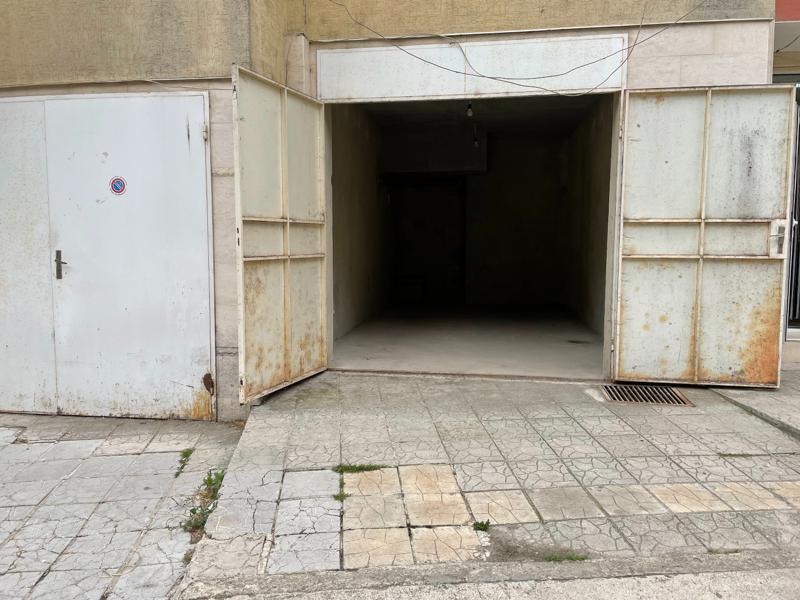 Дава под наем Гараж, Паркомясто град Варна , Левски 1 , 21 кв.м | 30891473 — Imoti.com Дава под наем Гараж, Паркомясто град Варна , Левски 1 , 21 кв.м | 30891473