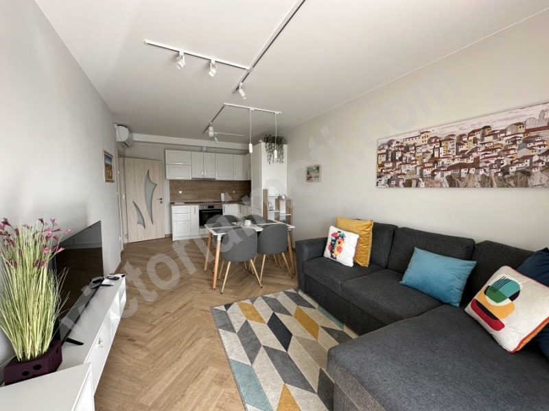 Под наем 3-СТАЕН, град Велико Търново, Център • 550 € / 1075.71 лв. • 78543853 1 — Holmes.bg Под наем 3-СТАЕН, град Велико Търново, Център • 550 € / 1075.71 лв. • 78543853 1