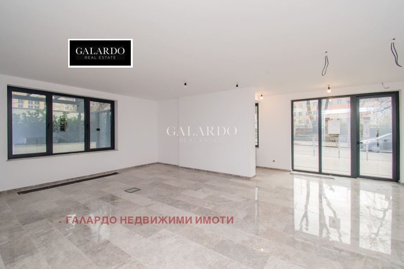 Под наем МАГАЗИН, град София, Оборище • 5000 € / 9779.15 лв. • 38609508 1 — Holmes.bg Под наем МАГАЗИН, град София, Оборище • 5000 € / 9779.15 лв. • 38609508 1