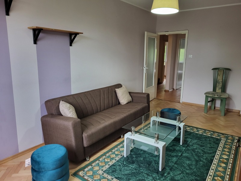 Под наем 2-СТАЕН, град София, Младост 3 • 550 € / 1075.71 лв. • 62975314 1 — Holmes.bg Под наем 2-СТАЕН, град София, Младост 3 • 550 € / 1075.71 лв. • 62975314 1