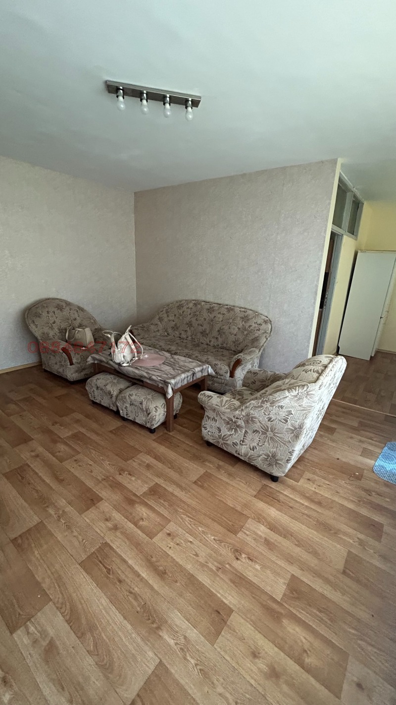 Под наем 3-СТАЕН, област Пловдив, гр. Асеновград • 450 € / 880.12 лв. • 34665193 1 — Holmes.bg Под наем 3-СТАЕН, област Пловдив, гр. Асеновград • 450 € / 880.12 лв. • 34665193 1
