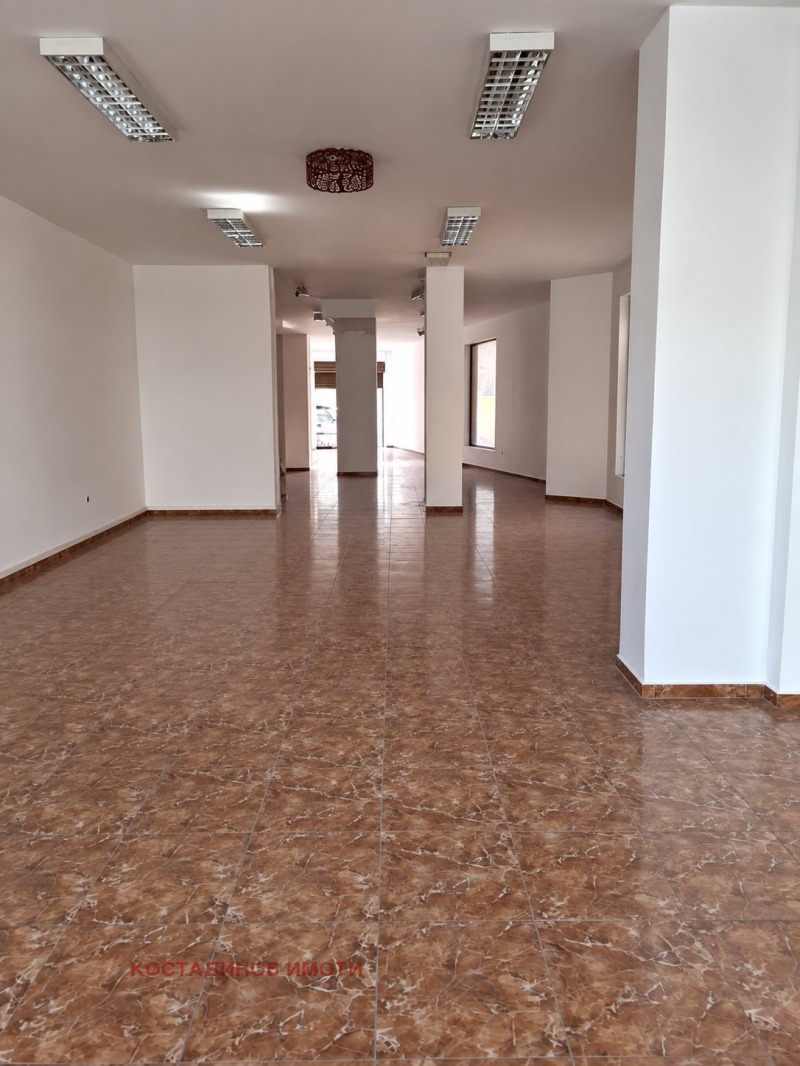 Под наем МАГАЗИН, град Пловдив, Кършияка • 3000 € • 19813067 1 — Holmes.bg Под наем МАГАЗИН, град Пловдив, Кършияка • 3000 € • 19813067 1