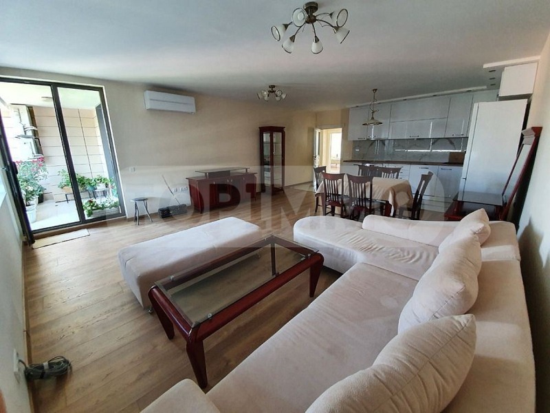 Под наем 3-СТАЕН, град Варна, Операта • 1200 € / 2347.00 лв. • 39963774 1 — Holmes.bg Под наем 3-СТАЕН, град Варна, Операта • 1200 € / 2347.00 лв. • 39963774 1