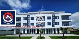 Дава под наем Магазин, с. Стряма