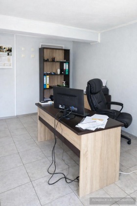 ОФИС, 18 m2 - Holmes.bg ОФИС, 18 m2