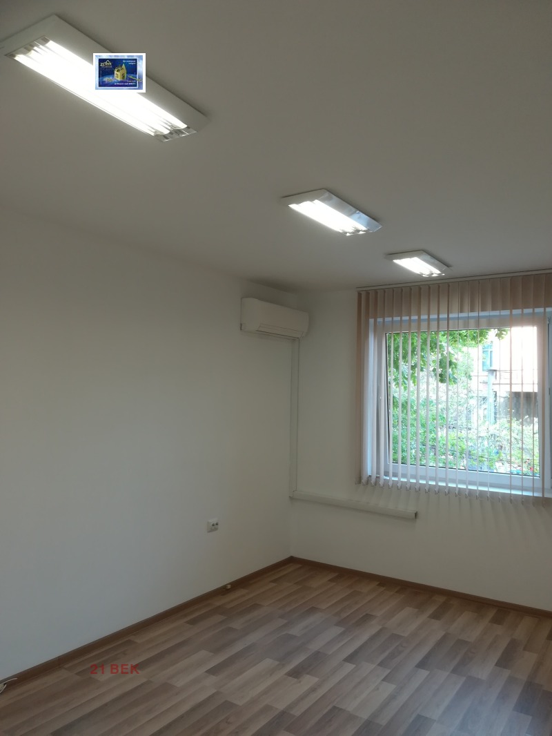 Под наем ОФИС, град Пловдив, Център • 450 € / 880.12 лв. • 83905435 1 — Holmes.bg Под наем ОФИС, град Пловдив, Център • 450 € / 880.12 лв. • 83905435 1