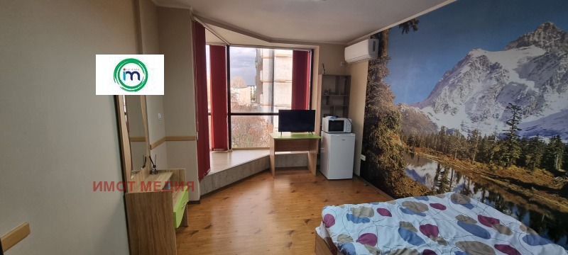 Под наем СТАЯ, град Пазарджик, Идеален център • 450 лв. / 230.08 € • 42260236 1 — Holmes.bg Под наем СТАЯ, град Пазарджик, Идеален център • 450 лв. / 230.08 € • 42260236 1