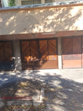 ГАРАЖ, ПАРКОМЯСТО, 22 m2 - Holmes.bg ГАРАЖ, ПАРКОМЯСТО, 22 m2