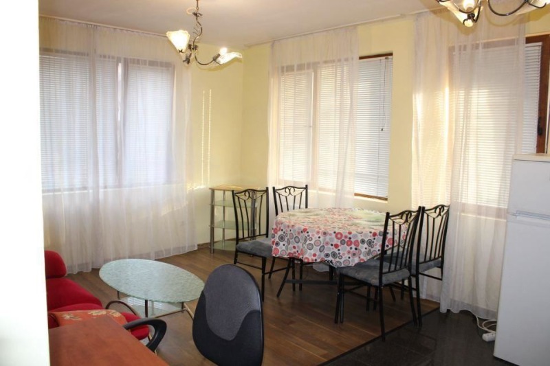 Под наем 2-СТАЕН, град София, Света Троица • 499 € / 975.96 лв. • 72305405 1 — Holmes.bg Под наем 2-СТАЕН, град София, Света Троица • 499 € / 975.96 лв. • 72305405 1