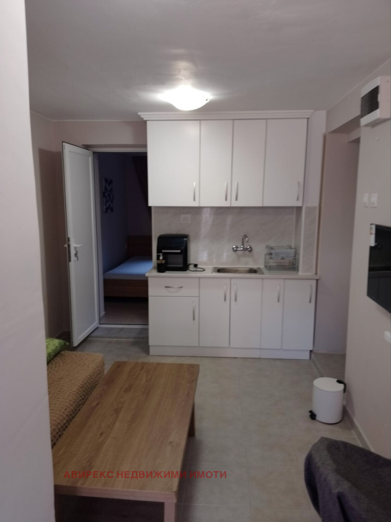 Под наем 1-СТАЕН, град Пловдив, Център • 230 € • 92990710 1 — Holmes.bg Под наем 1-СТАЕН, град Пловдив, Център • 230 € • 92990710 1