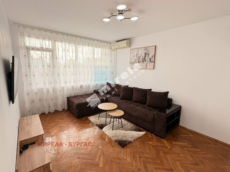 Под наем 4-СТАЕН, град Бургас, Възраждане • 700 € • 86191588 1 — Holmes.bg Под наем 4-СТАЕН, град Бургас, Възраждане • 700 € • 86191588 1