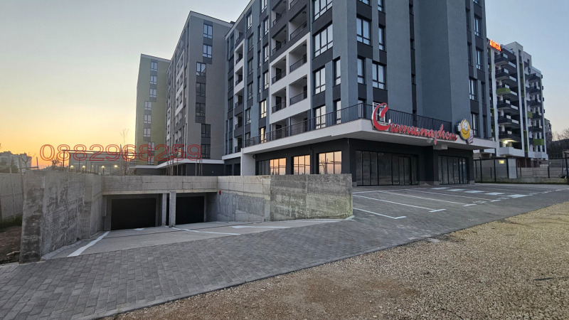 Под наем ГАРАЖ, ПАРКОМЯСТО, град Варна, Владислав Варненчик 1 • 100 € • 62530503 1 — Holmes.bg Под наем ГАРАЖ, ПАРКОМЯСТО, град Варна, Владислав Варненчик 1 • 100 € • 62530503 1