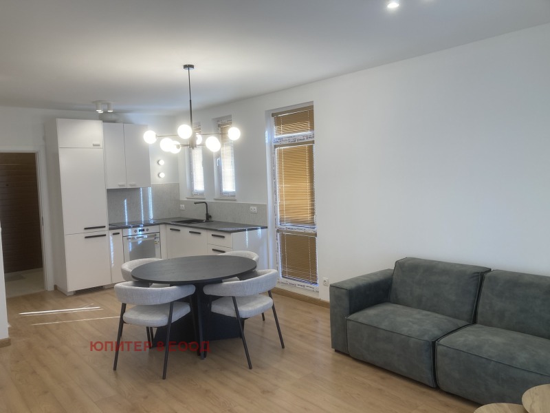 Под наем КЪЩА, град София, Малинова долина • 2500 € • 37439674 1 — Holmes.bg Под наем КЪЩА, град София, Малинова долина • 2500 € • 37439674 1
