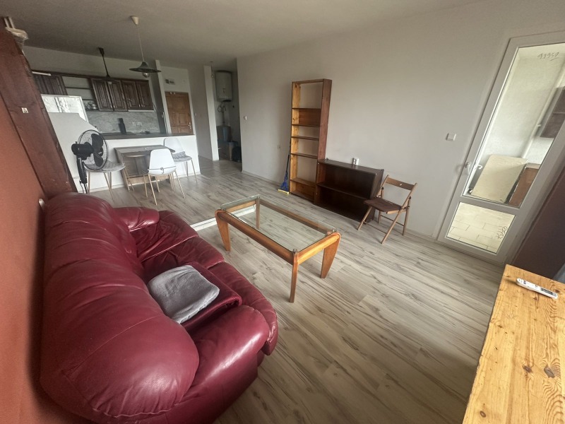 Под наем 2-СТАЕН, град София, Младост 1 • 500 € / 977.91 лв. • 90438185 1 — Holmes.bg Под наем 2-СТАЕН, град София, Младост 1 • 500 € / 977.91 лв. • 90438185 1