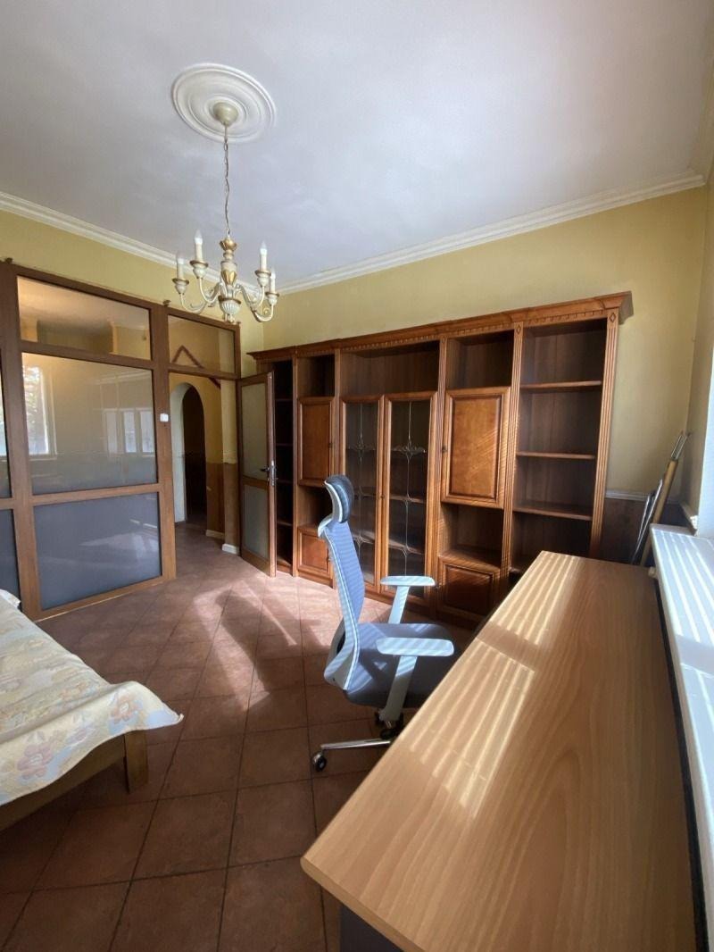 Под наем 3-СТАЕН, град София, Център • 840 € / 1642.90 лв. • 80303208 1 — Holmes.bg Под наем 3-СТАЕН, град София, Център • 840 € / 1642.90 лв. • 80303208 1