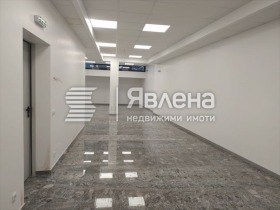 Дава под наем офис град Благоевград Идеален център - [1] 