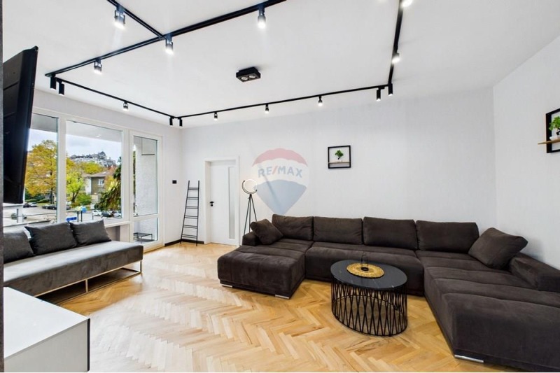 Под наем 3-СТАЕН, град София, Оборище • 1300 € / 2542.58 лв. • 34642708 1 — Holmes.bg Под наем 3-СТАЕН, град София, Оборище • 1300 € / 2542.58 лв. • 34642708 1