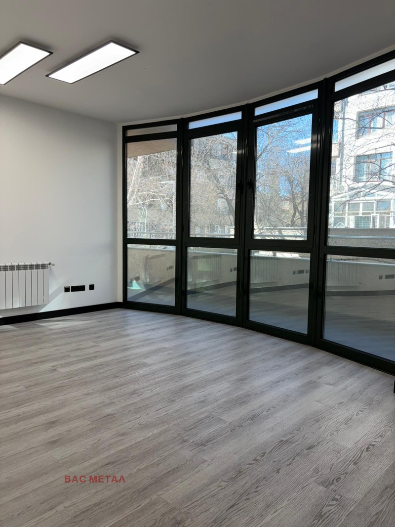 Под наем ОФИС, град София, Лозенец • 858 € / 1678.10 лв. • 93381026 1 — Holmes.bg Под наем ОФИС, град София, Лозенец • 858 € / 1678.10 лв. • 93381026 1