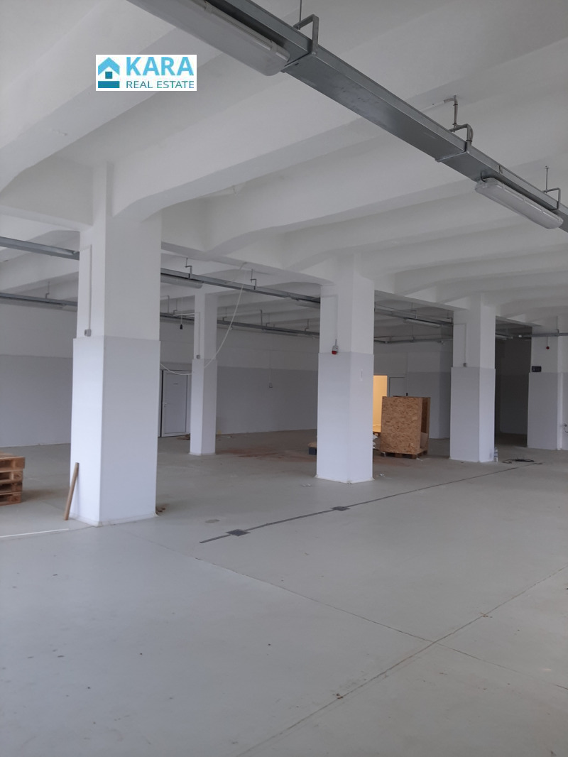 Под наем ПРОМ. ПОМЕЩЕНИЕ, град Кърджали, Център • 1300 € • 24084875 1 — Holmes.bg Под наем ПРОМ. ПОМЕЩЕНИЕ, град Кърджали, Център • 1300 € • 24084875 1