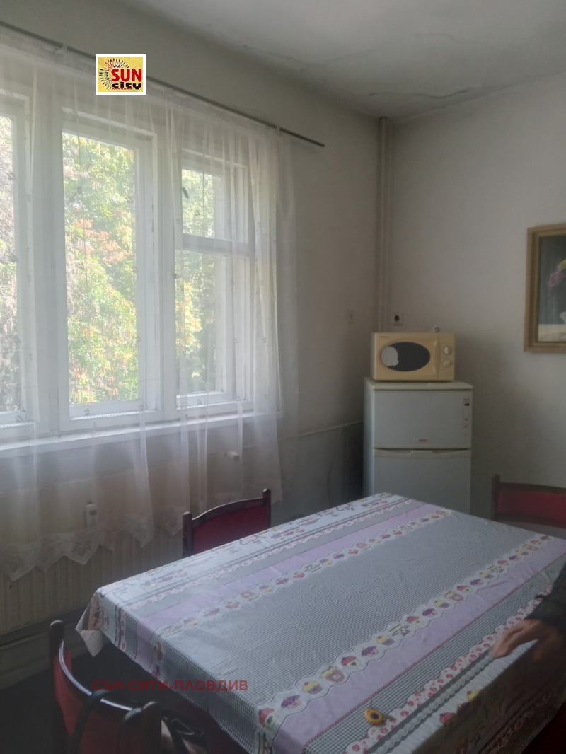 Под наем 2-СТАЕН, град Пловдив, Център • 260 € / 508.52 лв. • 51009467 1 — Holmes.bg Под наем 2-СТАЕН, град Пловдив, Център • 260 € / 508.52 лв. • 51009467 1
