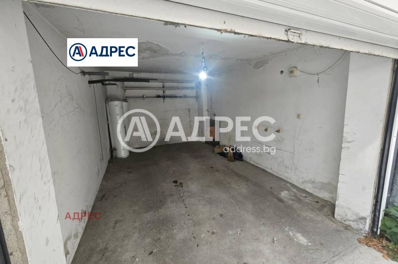 Под наем ГАРАЖ, ПАРКОМЯСТО, град Варна, Окръжна болница-Генерали • 200 € • 43597858 1 — Holmes.bg Под наем ГАРАЖ, ПАРКОМЯСТО, град Варна, Окръжна болница-Генерали • 200 € • 43597858 1