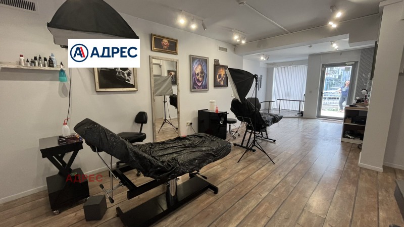 Под наем МАГАЗИН, град Варна, Център • 900 € • 91944951 1 — Holmes.bg Под наем МАГАЗИН, град Варна, Център • 900 € • 91944951 1