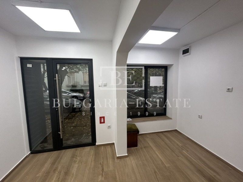 Под наем ЗАВЕДЕНИЕ, град Варна, ВИНС-Червен площад • 1000 € / 1955.83 лв. • 90301901 1 — Holmes.bg Под наем ЗАВЕДЕНИЕ, град Варна, ВИНС-Червен площад • 1000 € / 1955.83 лв. • 90301901 1