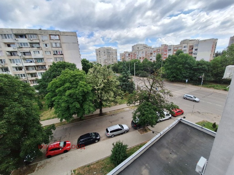 Под наем 3-СТАЕН, град София, Света Троица • 600 € / 1173.50 лв. • 84281998 1 — Holmes.bg Под наем 3-СТАЕН, град София, Света Троица • 600 € / 1173.50 лв. • 84281998 1
