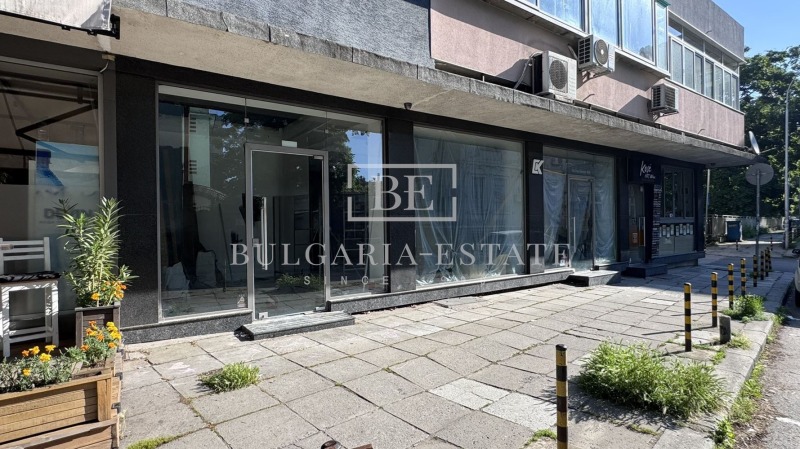 Под наем МАГАЗИН, град Варна, Център • 1200 € / 2347.00 лв. • 83883670 1 — Holmes.bg Под наем МАГАЗИН, град Варна, Център • 1200 € / 2347.00 лв. • 83883670 1