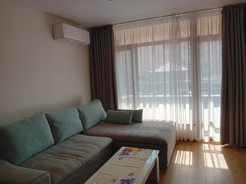 Под наем 3-СТАЕН, град Пловдив, Кършияка • 850 € / 1662.46 лв. • 61374148 1 — Holmes.bg Под наем 3-СТАЕН, град Пловдив, Кършияка • 850 € / 1662.46 лв. • 61374148 1