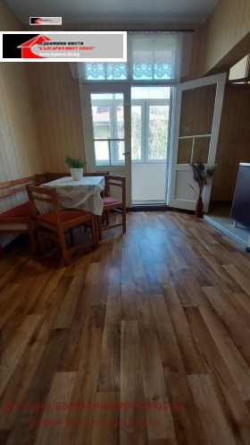 Обява Дава под наем 3-СТАЕН,град София, Център