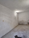 Дава под наем Гараж, Паркомясто град Плевен , Широк център , 18 кв.м | 49143977 — Imoti.com Дава под наем Гараж, Паркомясто град Плевен , Широк център , 18 кв.м | 49143977