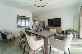 Обява Дава под наем КЪЩА,град София, Драгалевци>