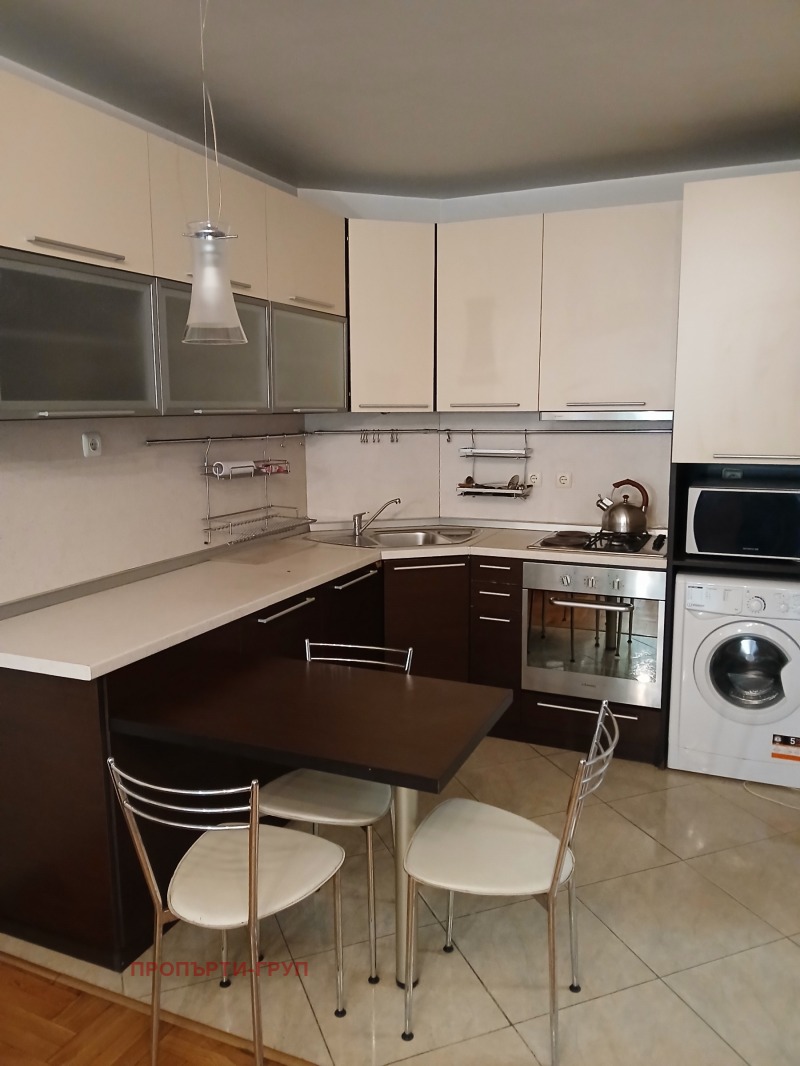 Под наем 2-СТАЕН, град София, Зона Б-18 • 700 € / 1369.08 лв. • 17883586 1 — Holmes.bg Под наем 2-СТАЕН, град София, Зона Б-18 • 700 € / 1369.08 лв. • 17883586 1
