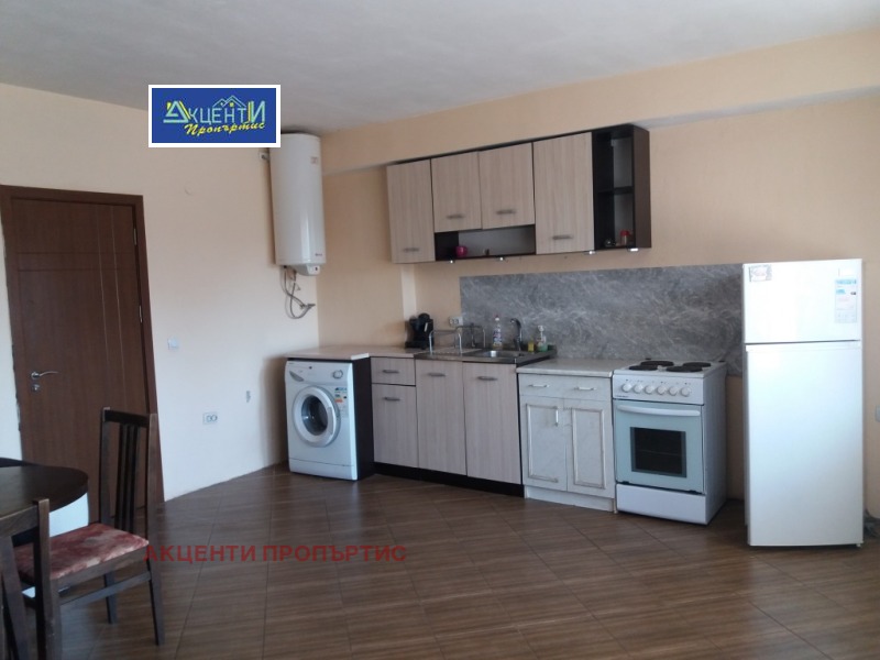 Под наем СТАЯ, град Велико Търново, Център • 300 лв. / 153.39 € • 28083677 1 — Holmes.bg Под наем СТАЯ, град Велико Търново, Център • 300 лв. / 153.39 € • 28083677 1