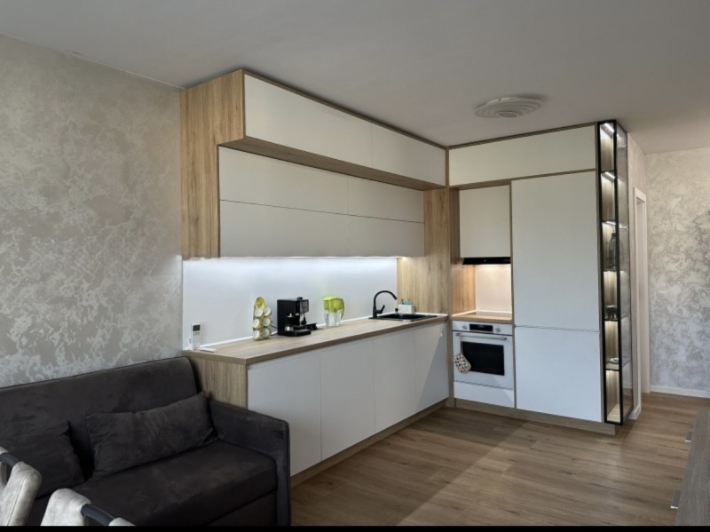 Под наем 2-СТАЕН, град София, Овча купел • 850 € / 1662.46 лв. • 72212314 1 — Holmes.bg Под наем 2-СТАЕН, град София, Овча купел • 850 € / 1662.46 лв. • 72212314 1