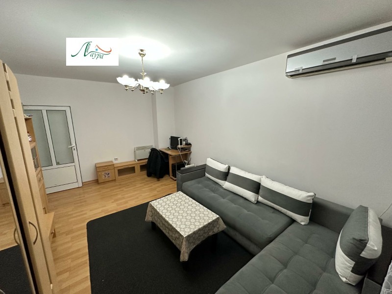 Под наем 2-СТАЕН, град Шумен, Боян Българанов 2 • 360 € / 704.10 лв. • 92570662 1 — Holmes.bg Под наем 2-СТАЕН, град Шумен, Боян Българанов 2 • 360 € / 704.10 лв. • 92570662 1