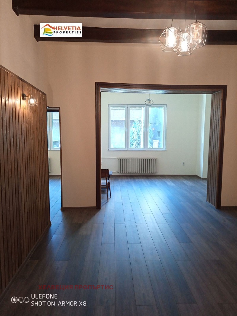 Под наем 3-СТАЕН, град София, Яворов • 680 € / 1329.96 лв. • 40240894 1 — Holmes.bg Под наем 3-СТАЕН, град София, Яворов • 680 € / 1329.96 лв. • 40240894 1