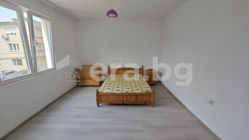 Под наем 3-СТАЕН, град Търговище, Център • 300 € • 79838178 1 — Holmes.bg Под наем 3-СТАЕН, град Търговище, Център • 300 € • 79838178 1
