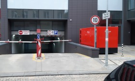 ГАРАЖ, ПАРКОМЯСТО, 19 m2 - Holmes.bg ГАРАЖ, ПАРКОМЯСТО, 19 m2