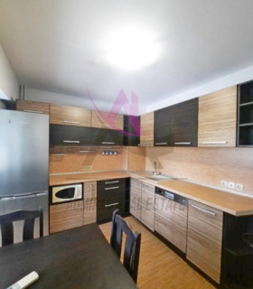 Обява Дава под наем 4-СТАЕН,град Варна, Младост 2